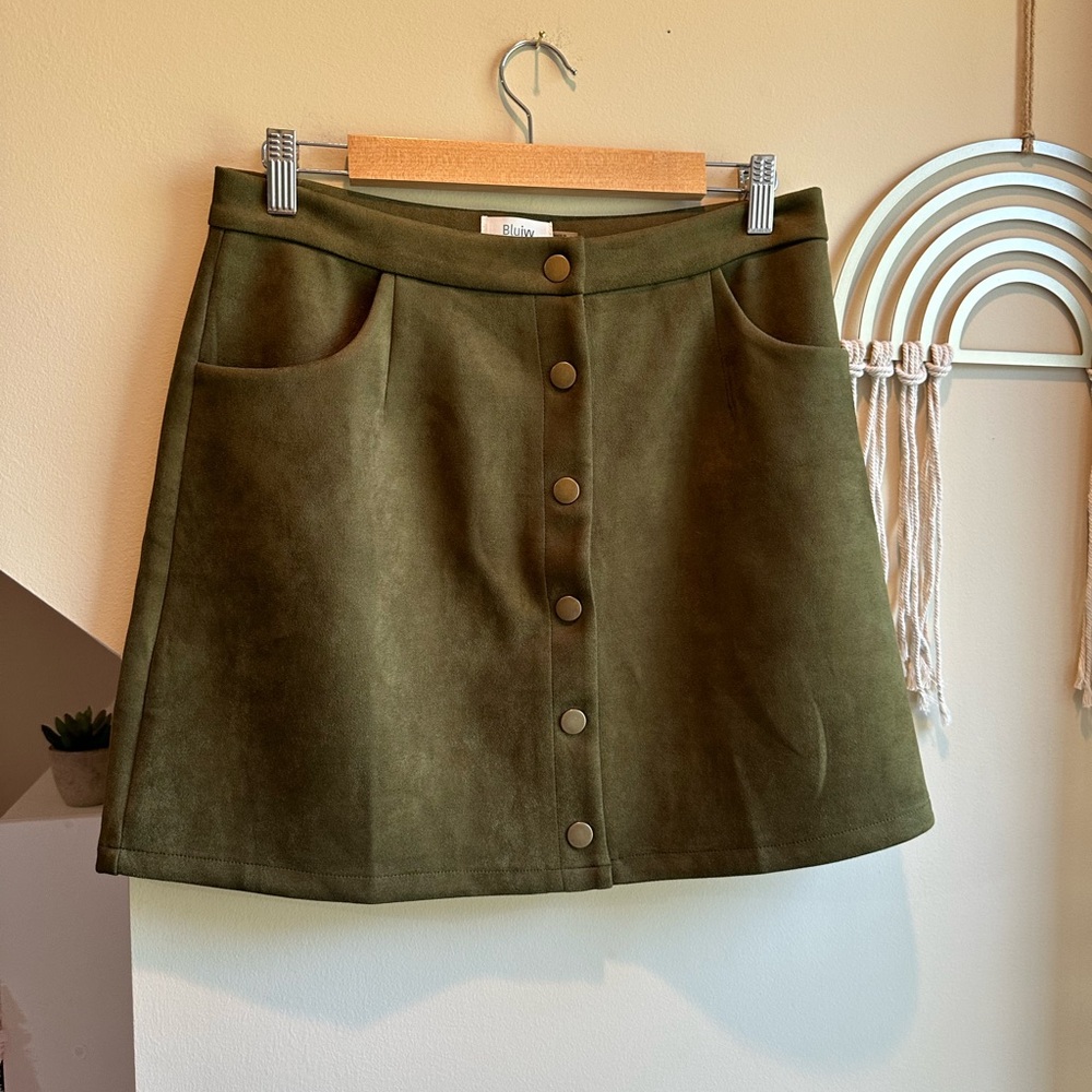 Bluivy Faux Suede Skirt - Picture 11 of 11